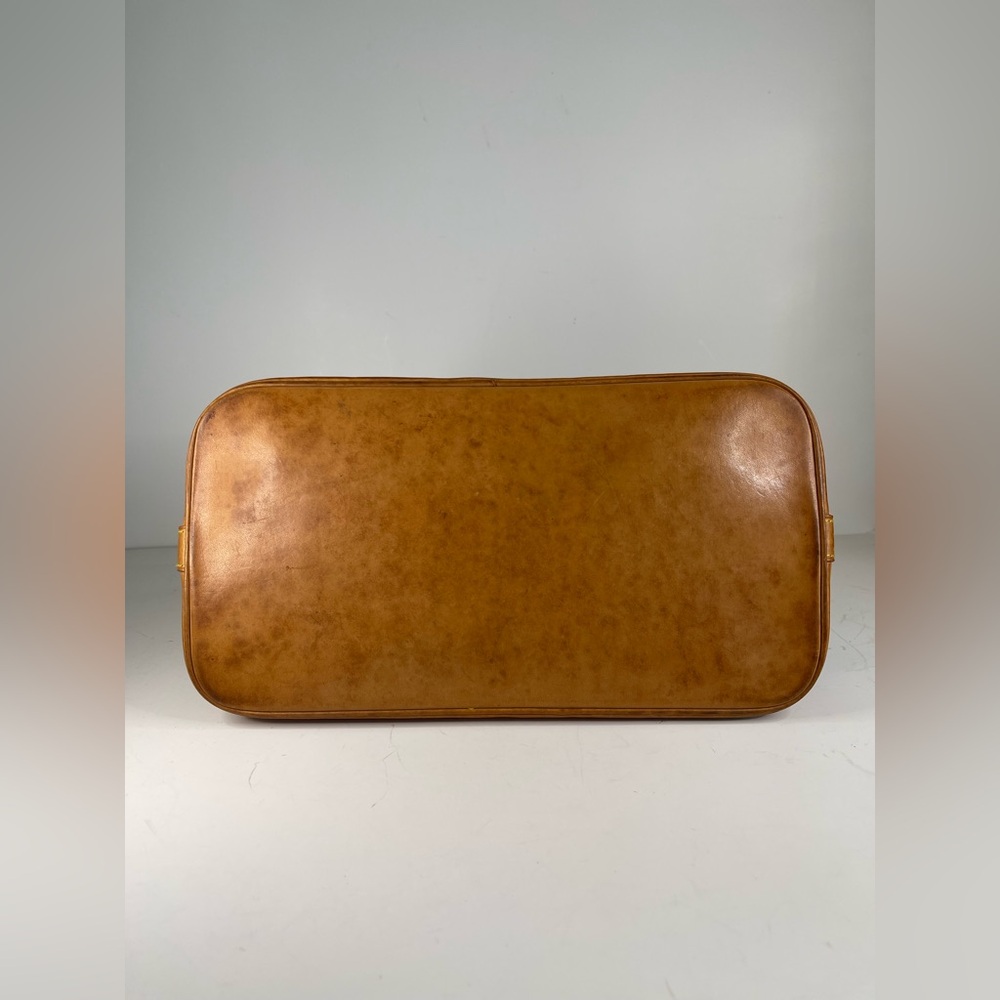 Louis Vuitton Alma Hand Bag - Picture 7 of 16